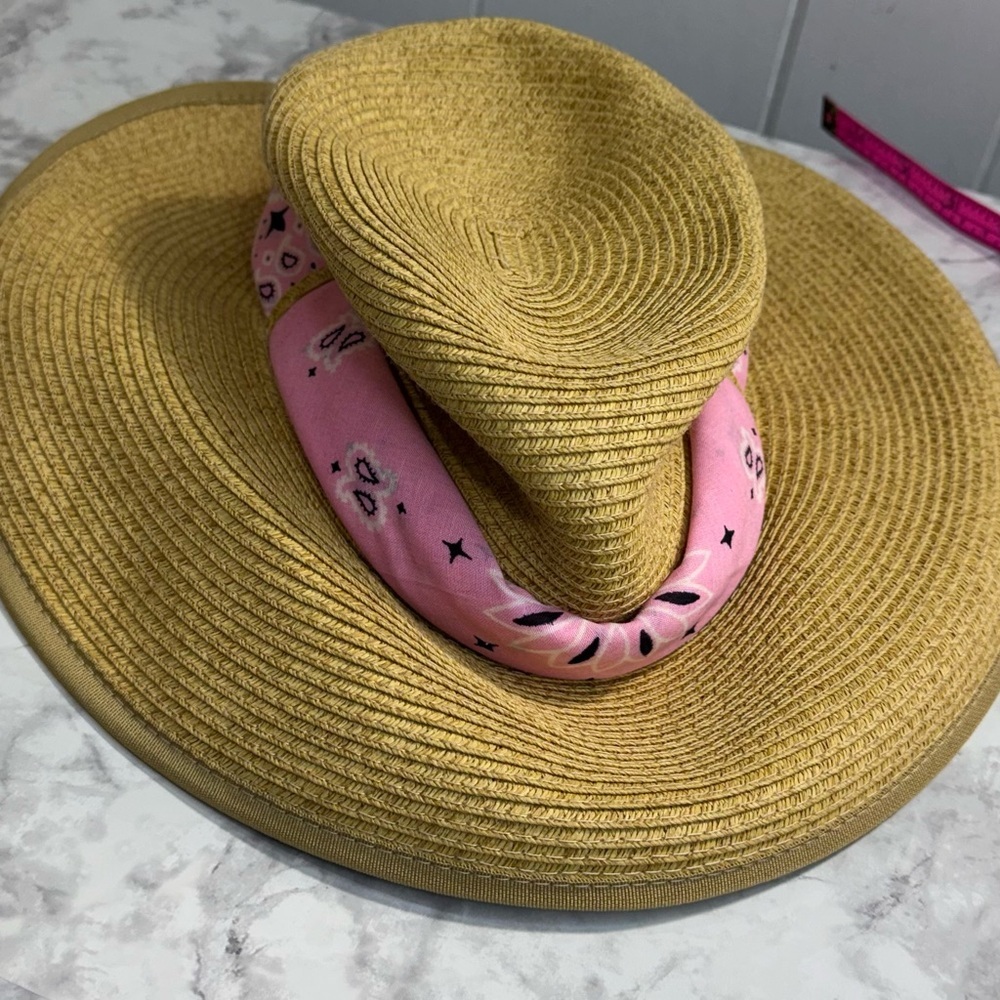 Dana Buchman straw hat